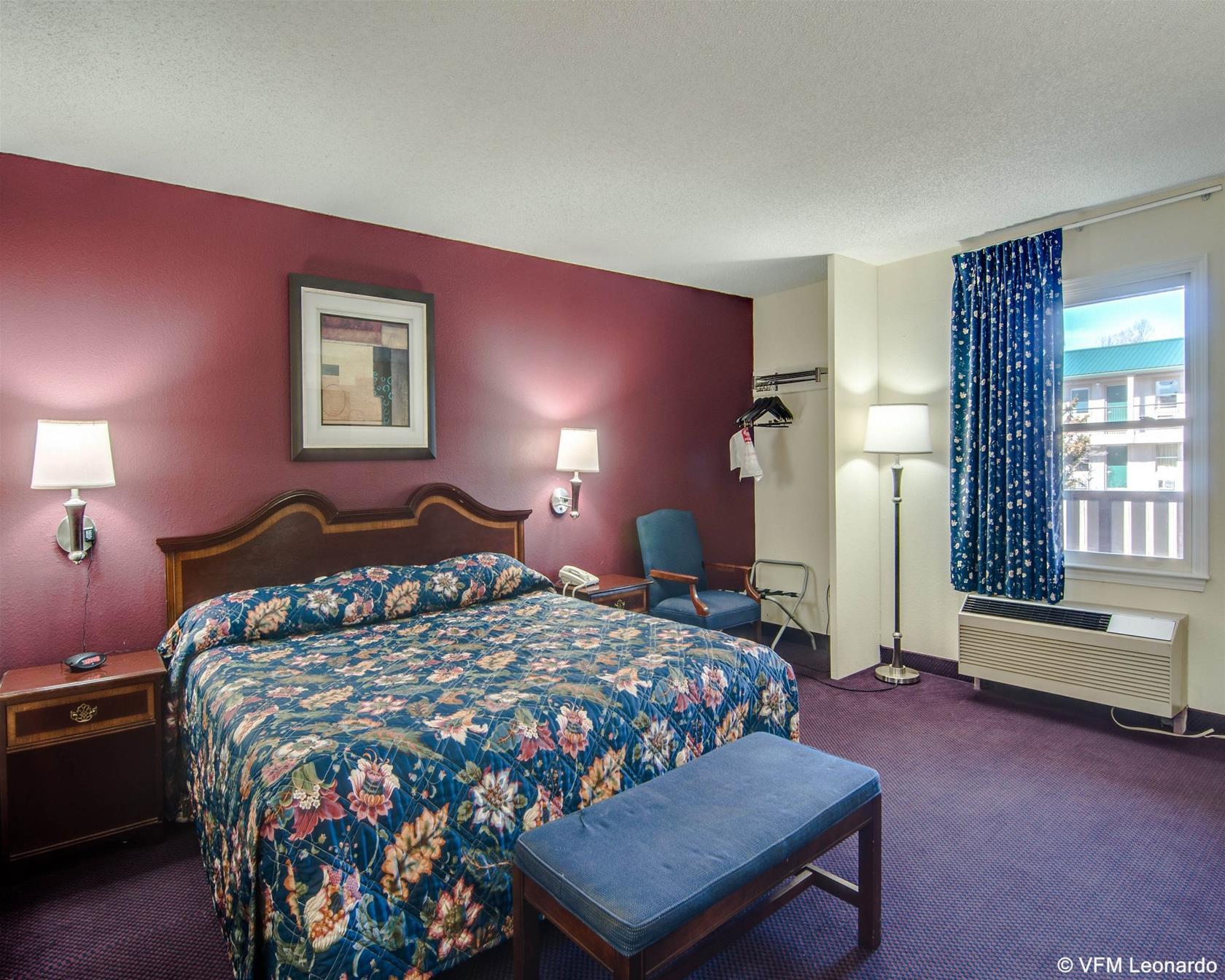 Econo Lodge Glade Springs I-81 Eksteriør billede