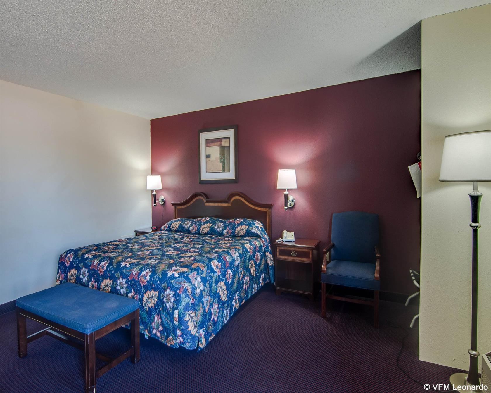 Econo Lodge Glade Springs I-81 Eksteriør billede